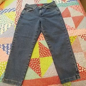 Levi's Ladies Classic Stretch Capri